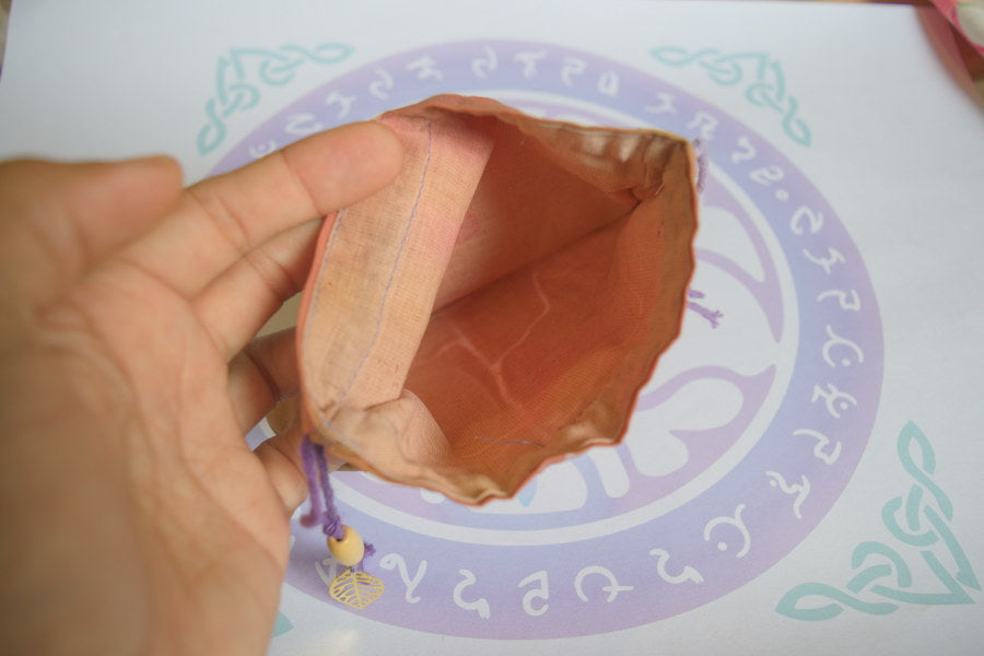 Leafling Satchels of the Verdant Realms ~ Leaf Style Drawstring Bags